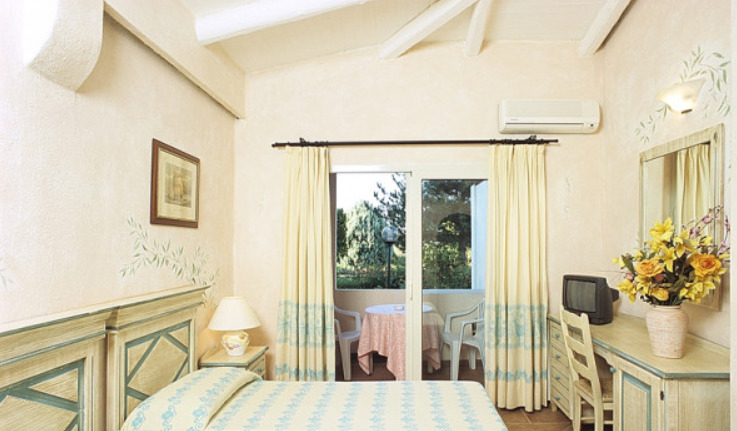 Colonna Beach Hotel Marinella مارينيلاّ المظهر الخارجي الصورة