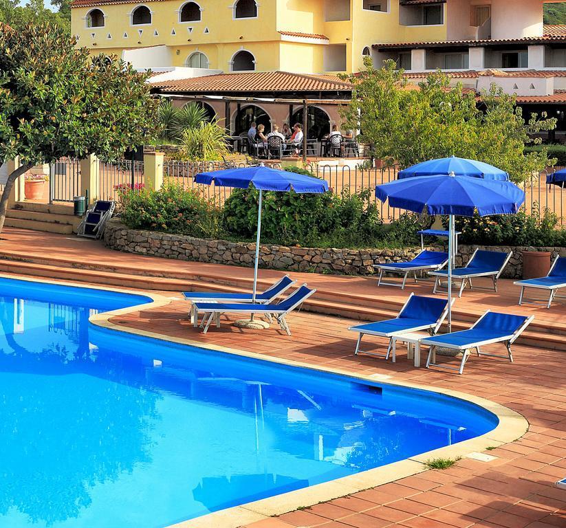 Colonna Beach Hotel Marinella مارينيلاّ المظهر الخارجي الصورة