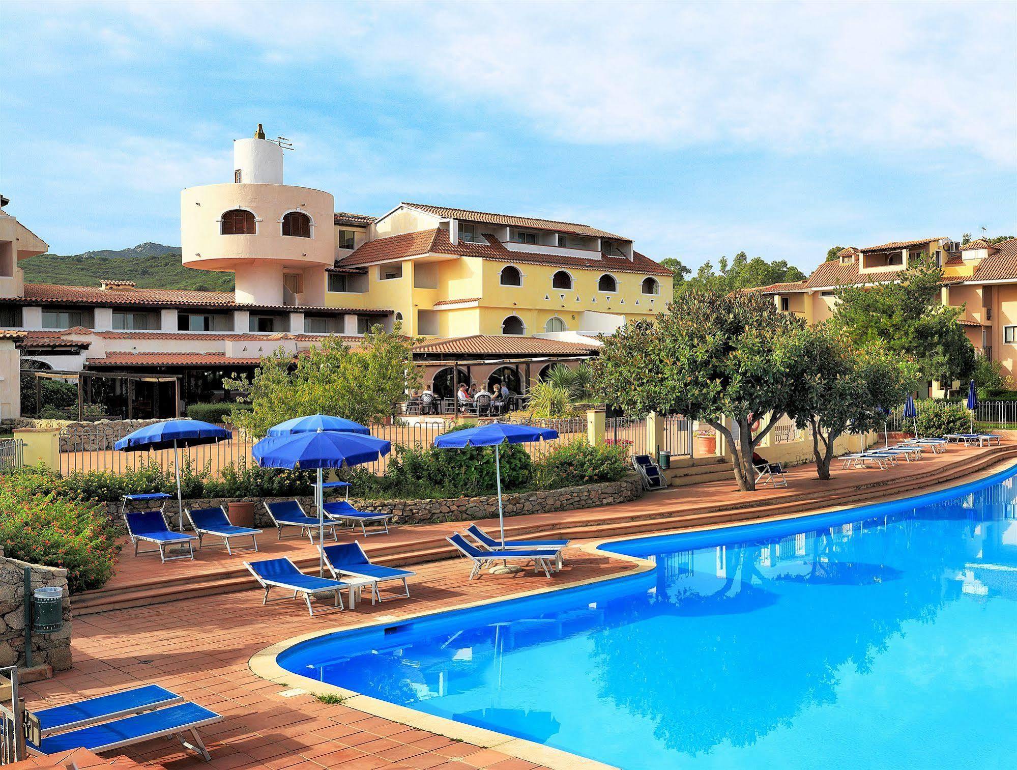 Colonna Beach Hotel Marinella مارينيلاّ المظهر الخارجي الصورة