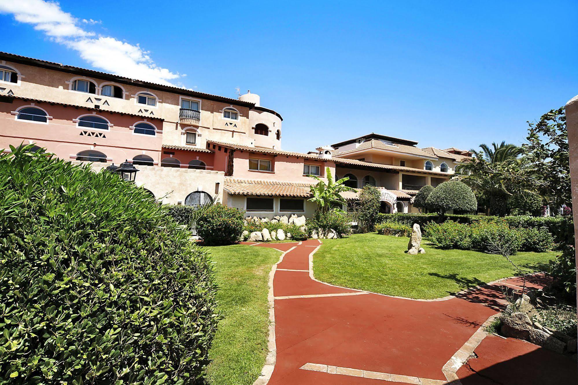 Colonna Beach Hotel Marinella مارينيلاّ المظهر الخارجي الصورة